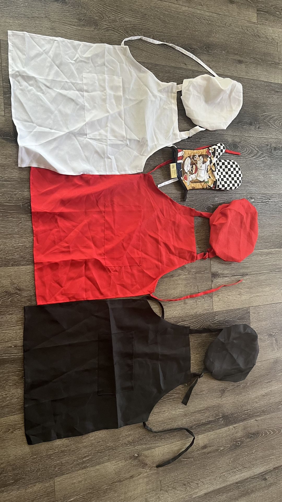 Kids Chef Costume ( 3 Sets, and 1 Mitten) - one size