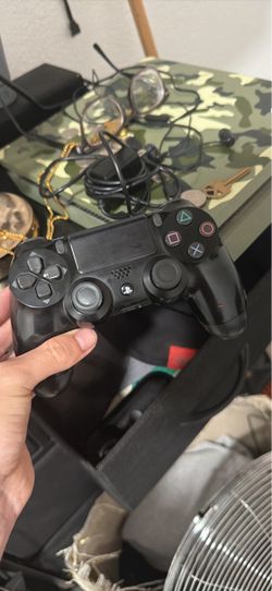 PS4 controller with charging cord