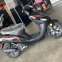 Brand New!! Scooter Boom