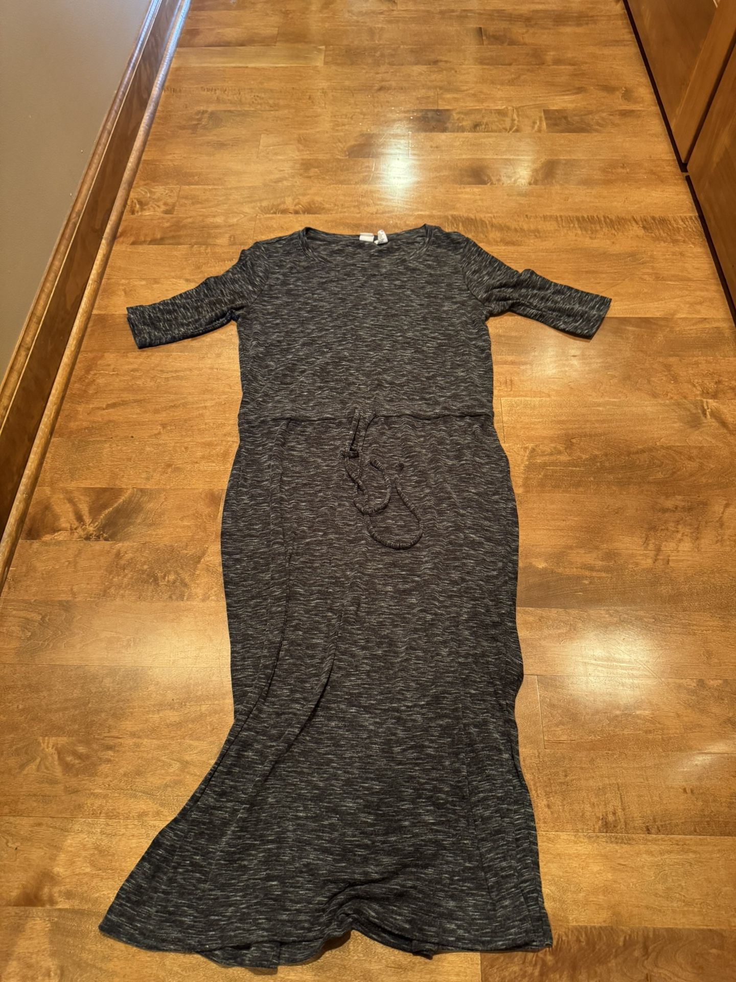 Woman’s Artasian NY Dress Shipping Available