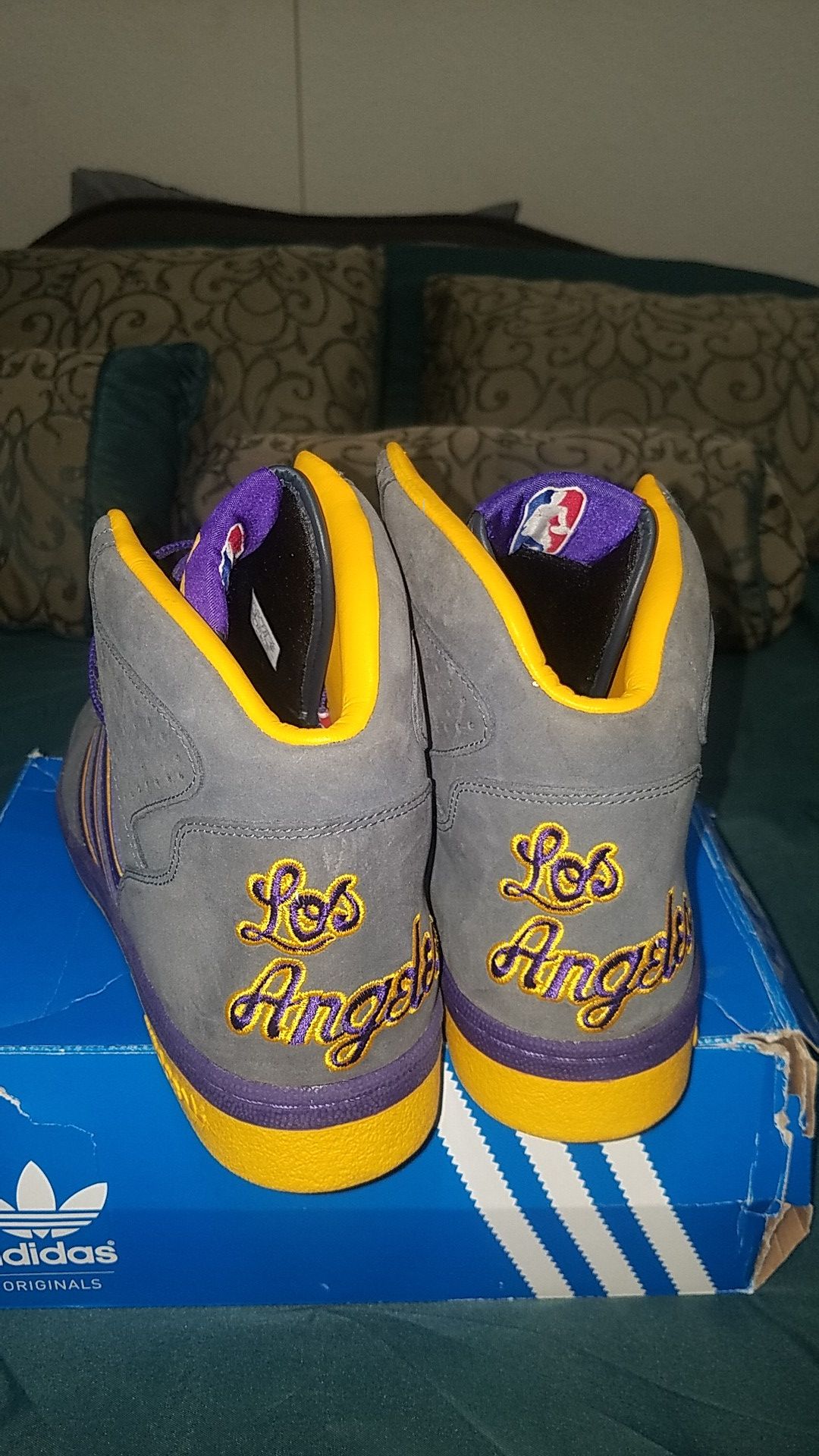 Adidas Retro NBA Official Lakers Anthrocite Smoke (New)