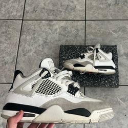 Jordan 4s Military Black