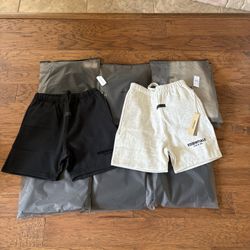 FEAR OF GOD ESSENTIALS ($50) BRAND NEW 
