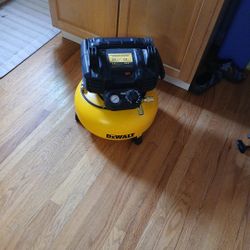 165 Psi Dewalt Air 