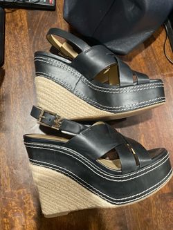Size 7Micheal Kors Wedge Sandals