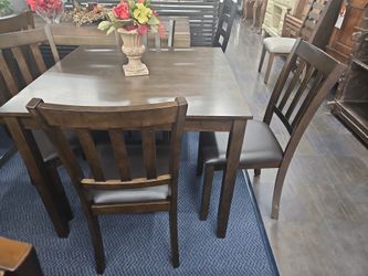 Dining Table Set