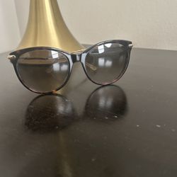 Gucci glasses