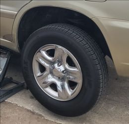 4 - 2003 Toyota Highlander Tires with Factory Rims