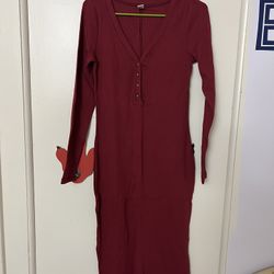 M - Fitted Long Sleeve Dress