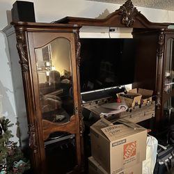 Oak Entertainment Center, Oak Table With 5 Chairs 