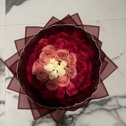 Big Rose Bouquet/ Ramo buchón 