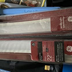 Fluorescent Light Fixture 