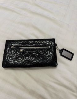 Pretty item