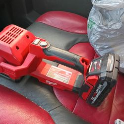 Milwaukee LED Search Light