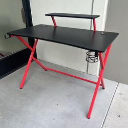 New In Box 44x24x30 Inch Tall Gaming Office Computer Desk Table With Monitor Shelf Stand Carbon Fiber Pattern Top 