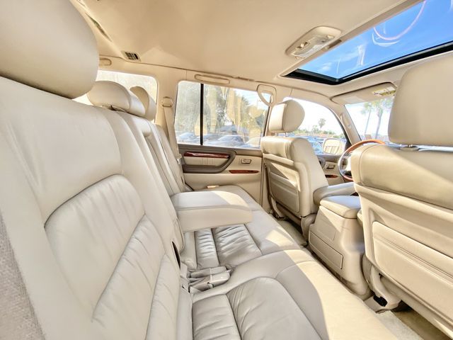 2000 Lexus LX