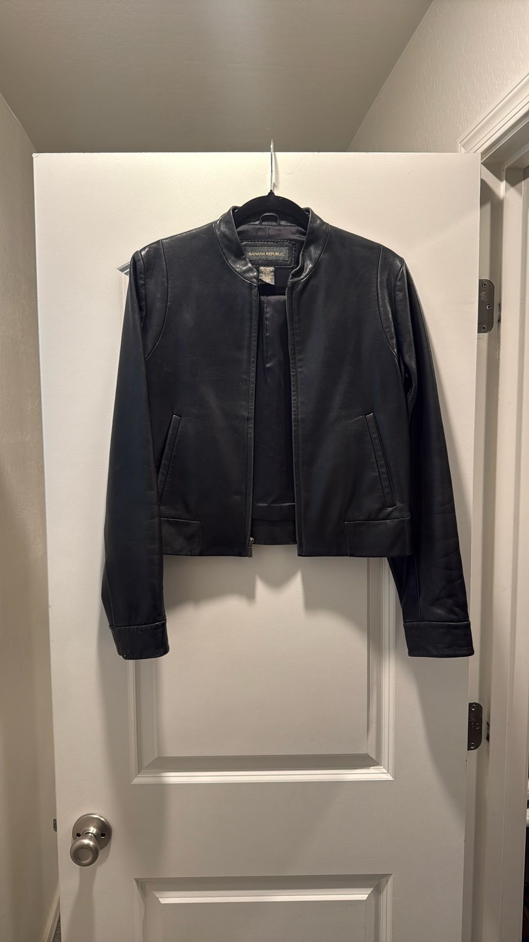 Banana Republic 100% Leather Jacket