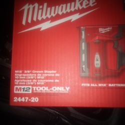 Milwaukee M12 3/8" Crown Stapler Tool Only