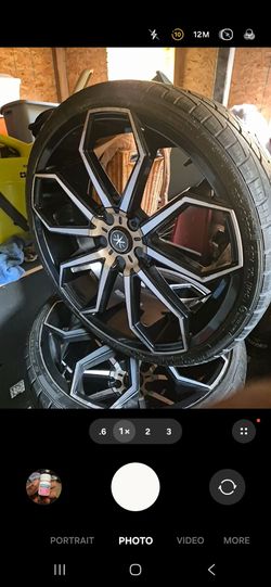 22inch rims with brand new tires