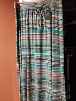 Women's Skirt Size 18/ 20
