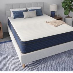 NapQueen  Full Size 10"Matress