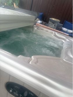 Hot springs 5 by 7 Jacuzzi