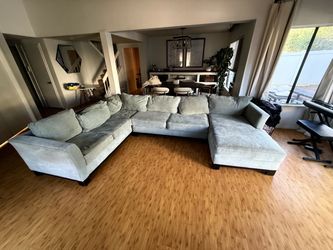 Big family couch, Need gone asap, Taking offers