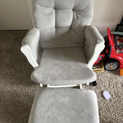 White/Gray Rocking Chair 