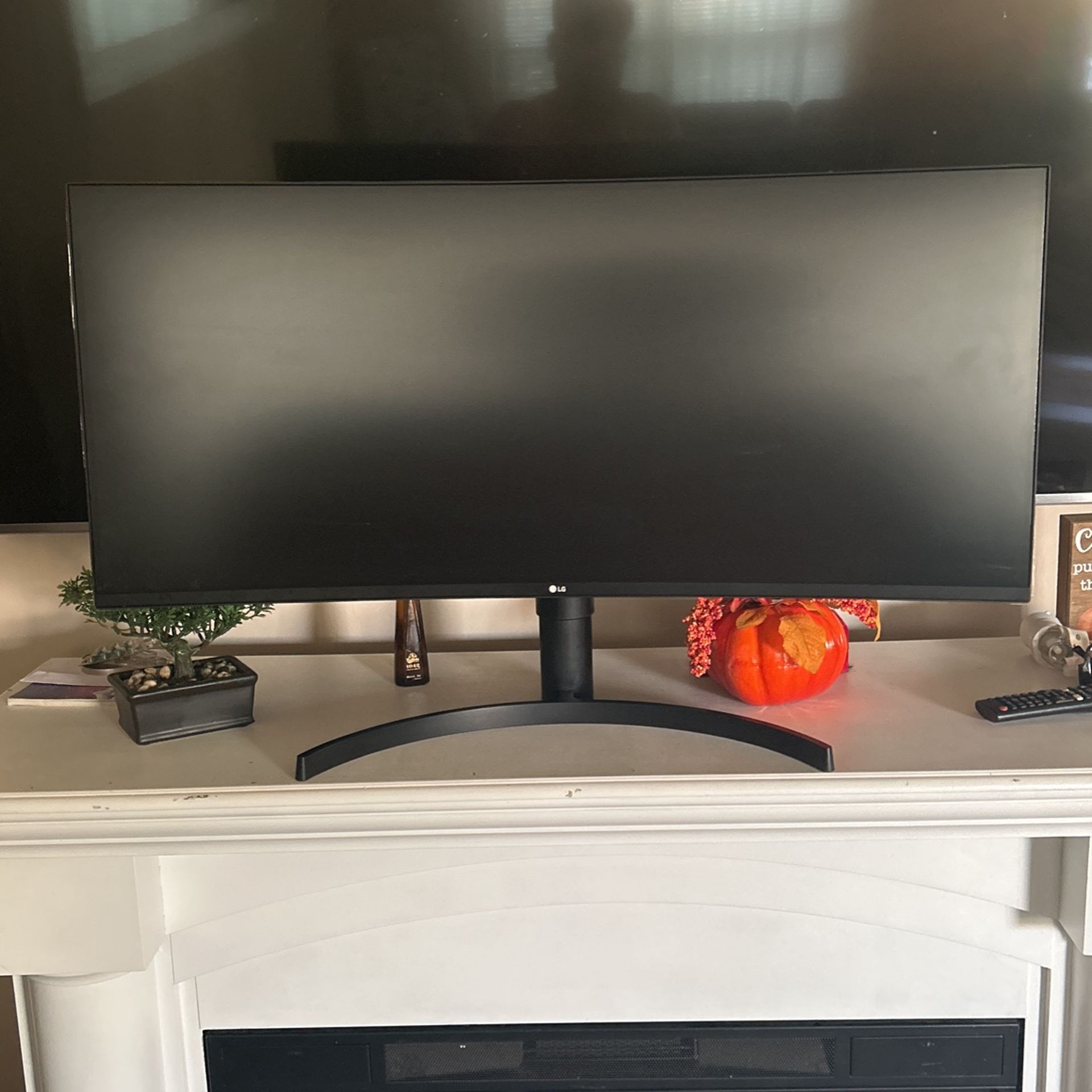 LG 35WN65C-B 35-inch-inch Curved UltraWide QHD HDR Monitor