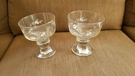 Dessert dishes set of 8