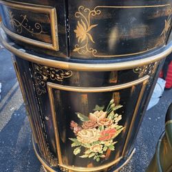 Half Moon Oriental Table