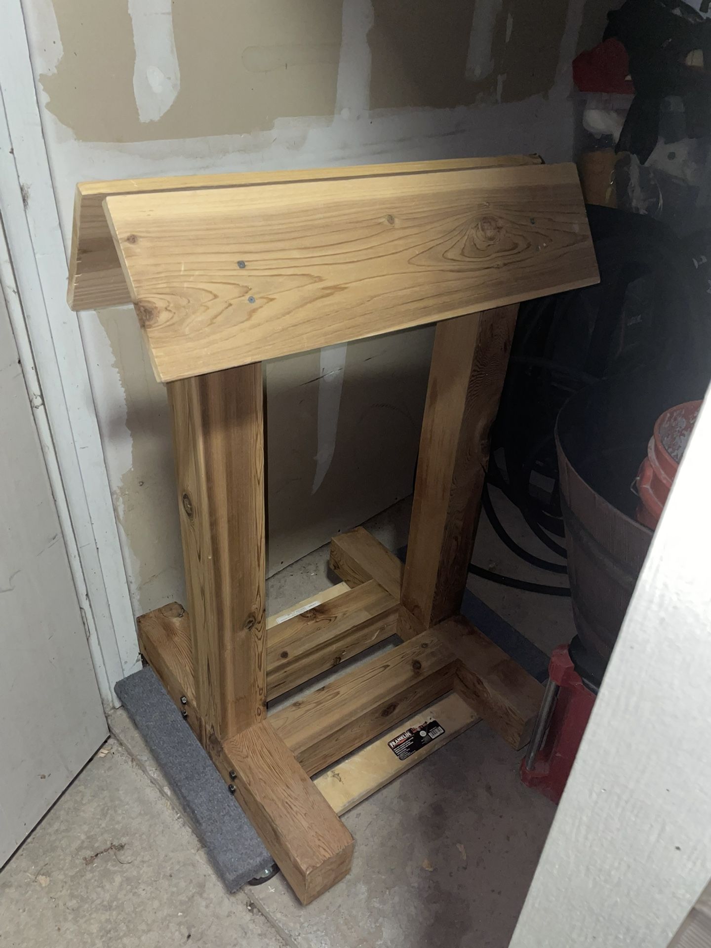 Horse Saddle Stand