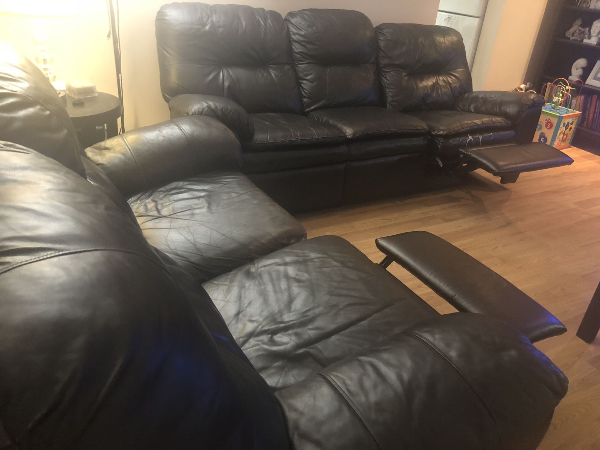 Reclining sofas