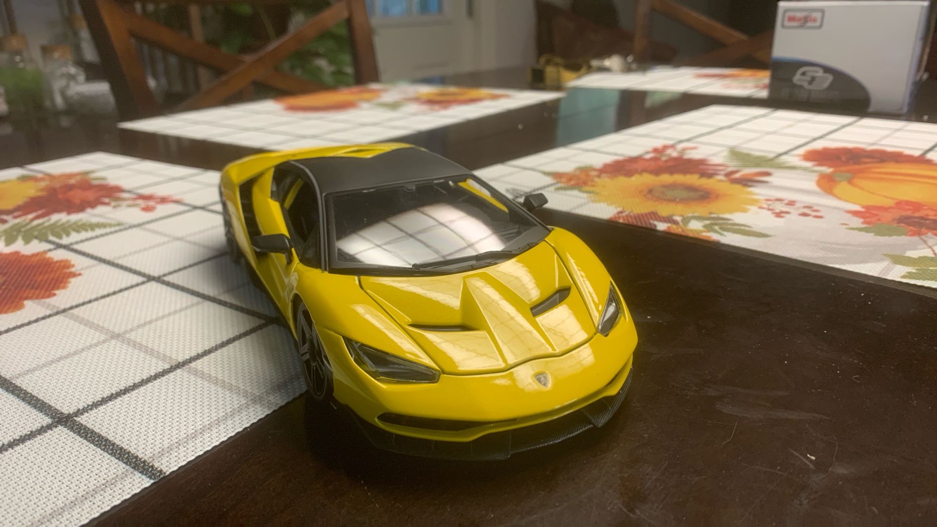 Maisto Lamborghini Centenario 1/18 Scale 