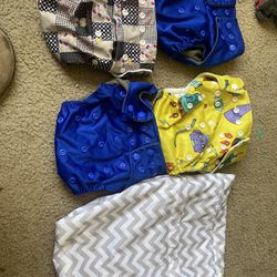 Cloth Diapers + Wet Bag 