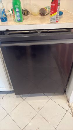 amsung Kitchen Appliance Package – $2,200 OBO