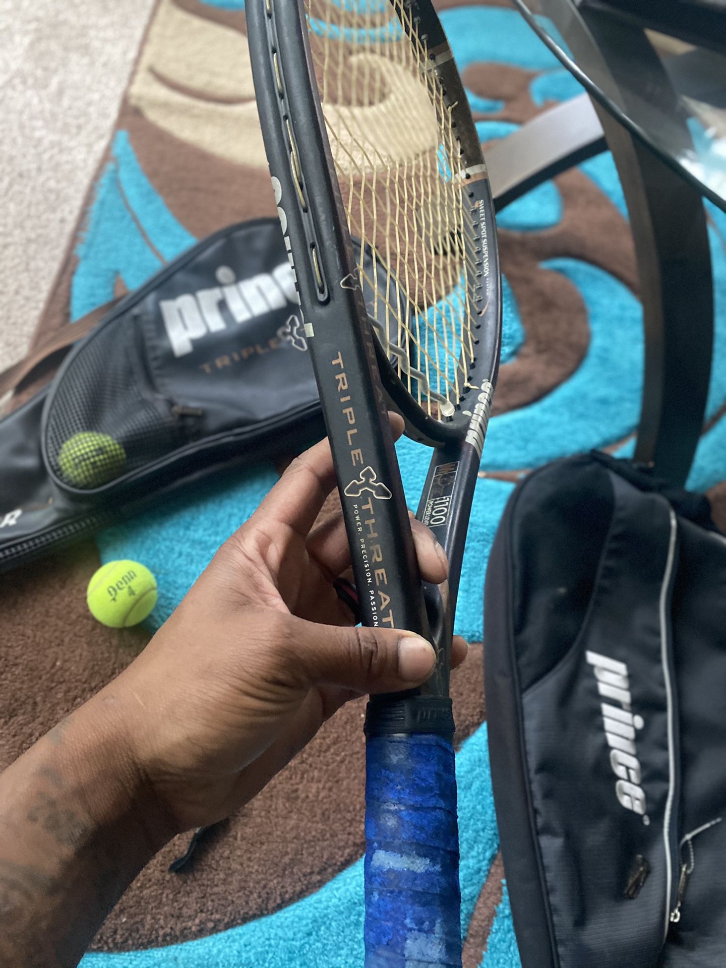PRINCE Tennis 🎾 racket and 2 carry bags 💼!!! Very good condition!!! Good Christmas 🎄 gift 🎁!!!! Black Friday special!!!