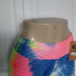 Shorts in different styles, size and colors / SM-LxL