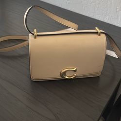 Coach Crossbody Beige 