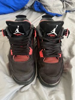 Jordan four red thunders