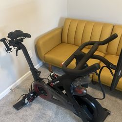 Peloton Bike - Like New condition
