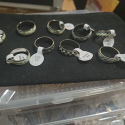 Random Sets Of Glow In The Dark Ring 