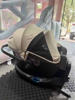 NUNA Pipa RX + Base
