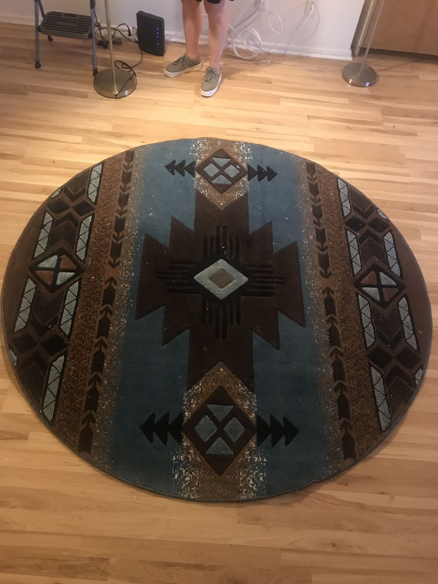 Round tribal rug