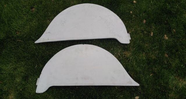 VW Bug early style rear fender skirts fiberglass