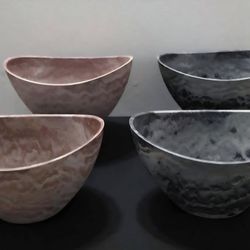 *** NEW LOW PRICE *** LaDoVita Large Retro Oval Planters (Green / Golden) @ Lasting Creations