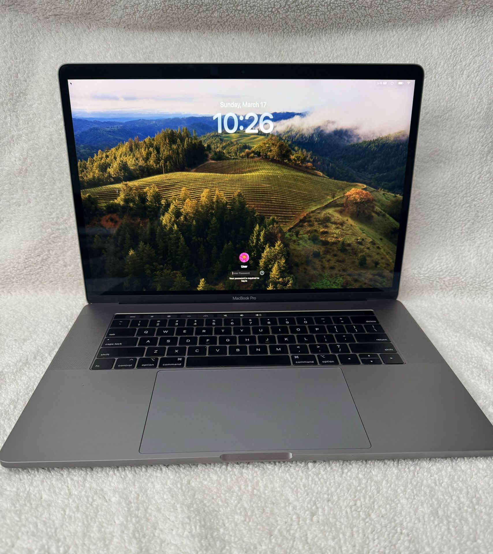 MacBook Pro -15 Inch