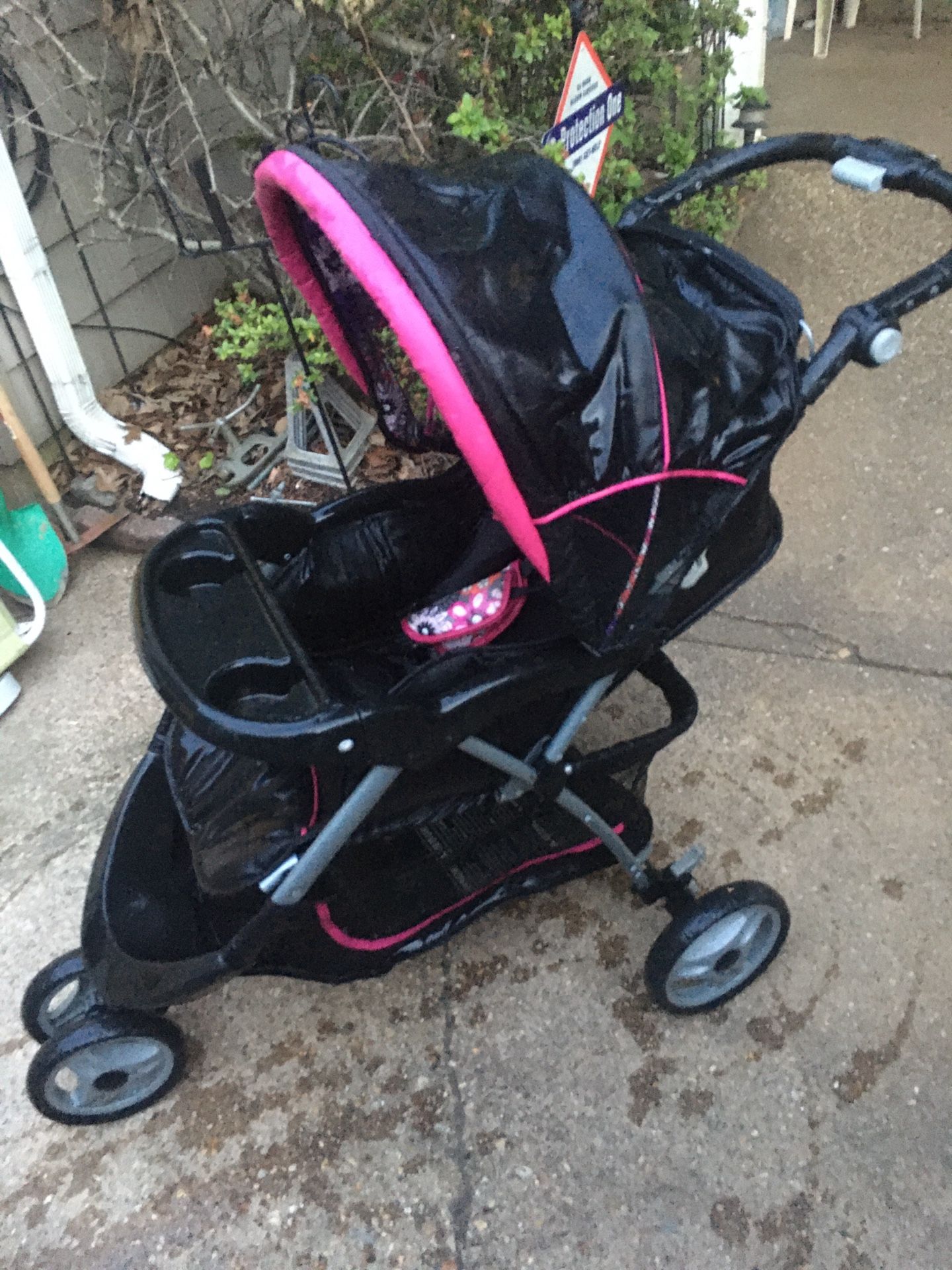 Very Nice Baby Jogging Stroller Only $50 Firm