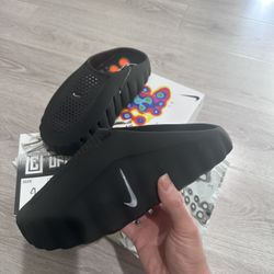 Nike Mind 001 Size 9