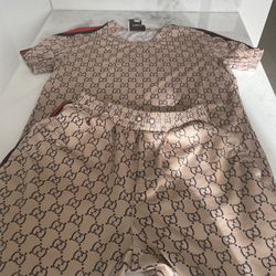 Gucci Shirt And Shorts